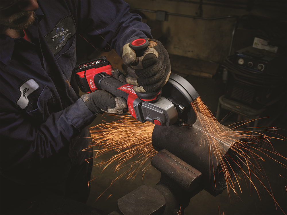 Other view of Milwaukee M18CAG125XPD-502C 18V 5.0Ah Li-ion Cordless Fuel Brushless 125mm Angle Grinder Kit